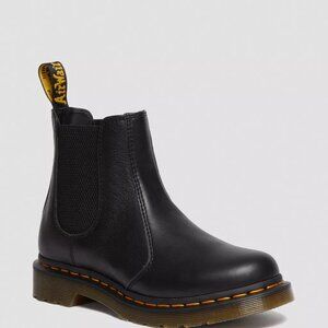 Dr. Martens 2976 Women's Virginia Leather Chelsea Boots